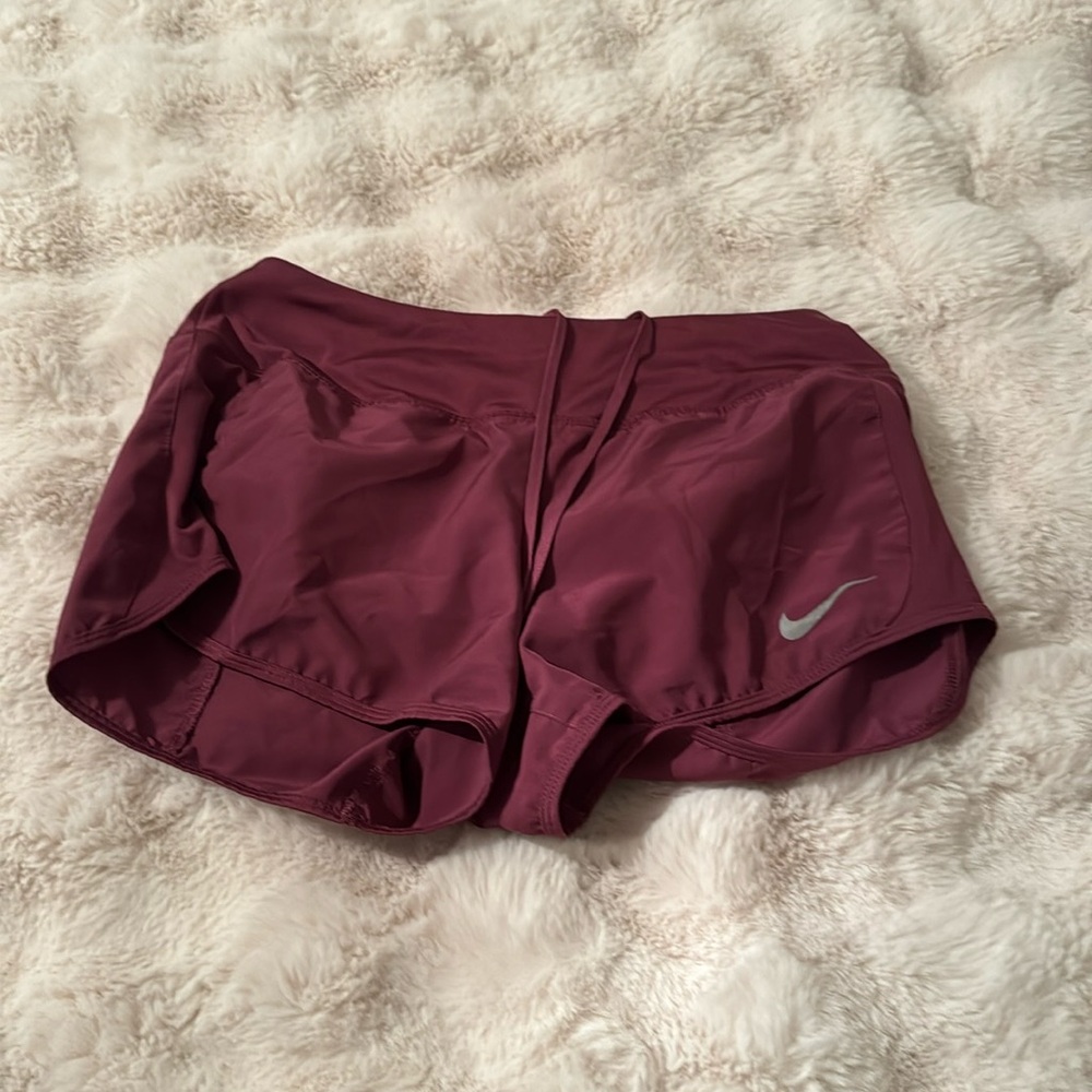 Size small. Low rise. Worn down some but good condition